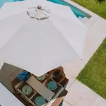 Villa Just Like - Bonnie Venade