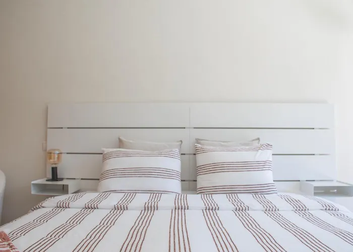 Just Like - Bonnie 빌라 *