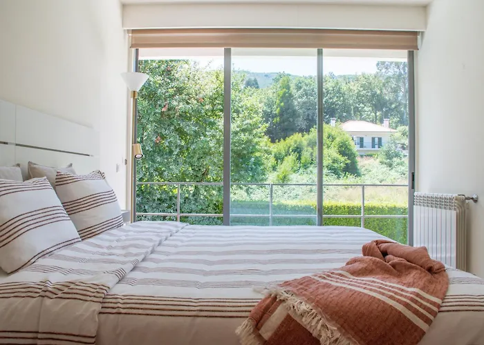 Just Like - Bonnie Vila *