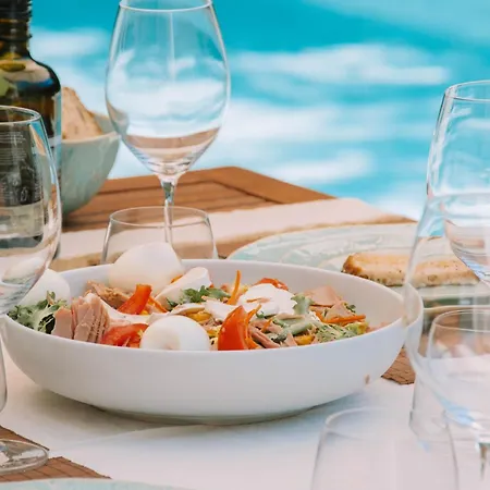 فيلة Just Like - Bonnie