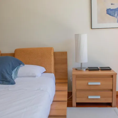 Just Like - Bonnie * Caminha