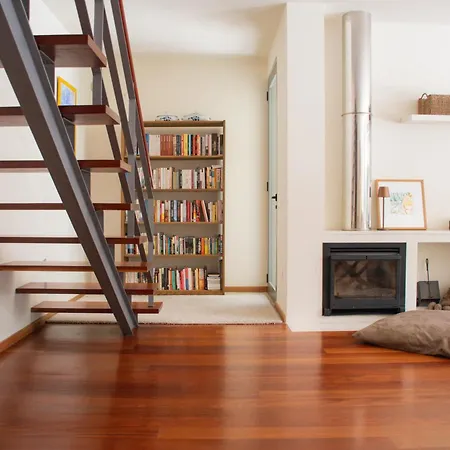 Villa Just Like - Bonnie Caminha