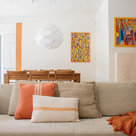 Just Like - Bonnie فيلة