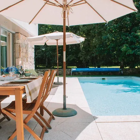 Just Like - Bonnie Villa Caminha