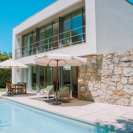 Just Like - Bonnie Villa Venade