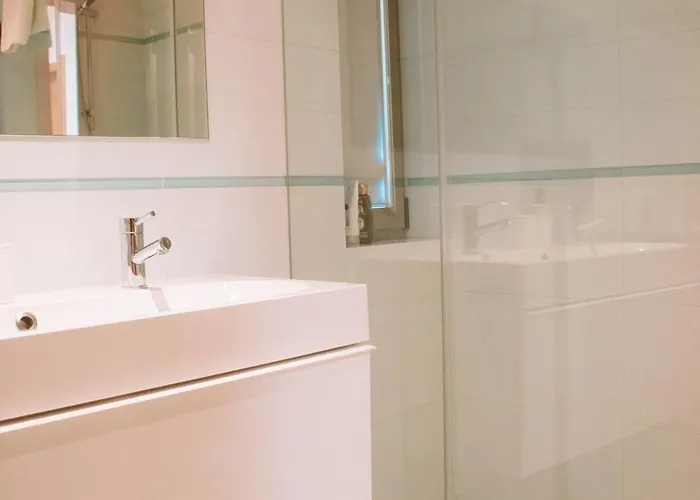 Villa Just Like - Bonnie Venade