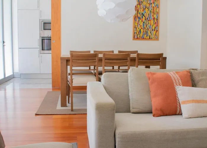 Villa Just Like - Bonnie Caminha